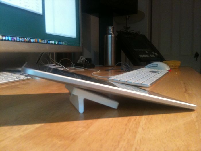 ipad stand 2